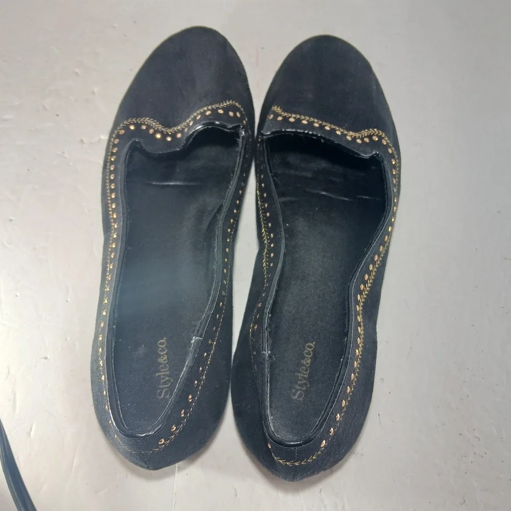 Style & Co Farra Flats 8M Black Gold Studded Embroidered Bohemian Chic Slip On